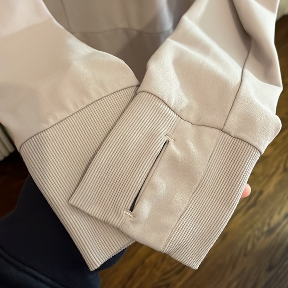 Athleta jacket - Picture 4 of 7